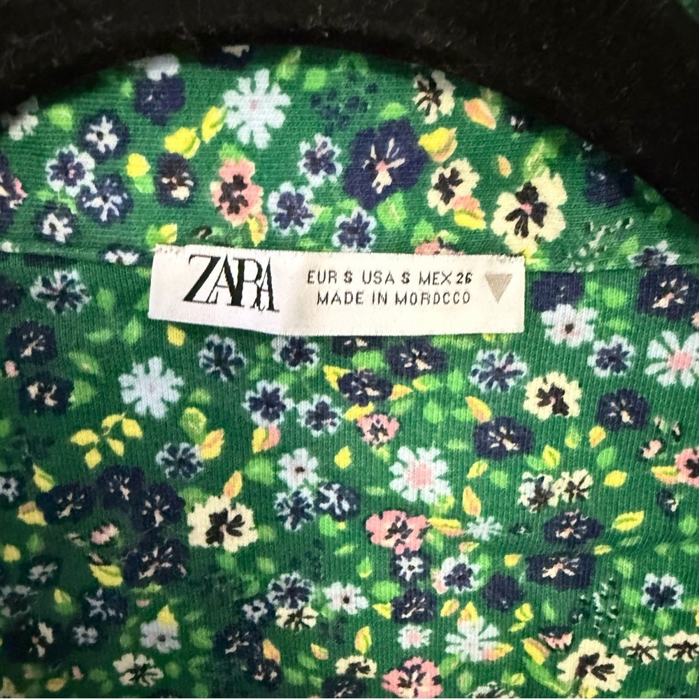 ZARA Green Floral Cropped Boxy Polo Collared Shirt | Size S - Picture 4 of 4